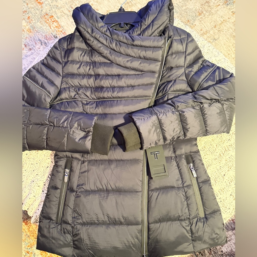 Tumi Asymmetric Navy Blue Puffer Jacket / with Black Cuffs